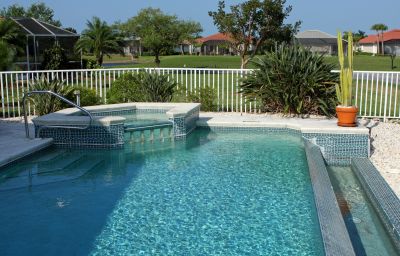 Pool Safety Fencing detail